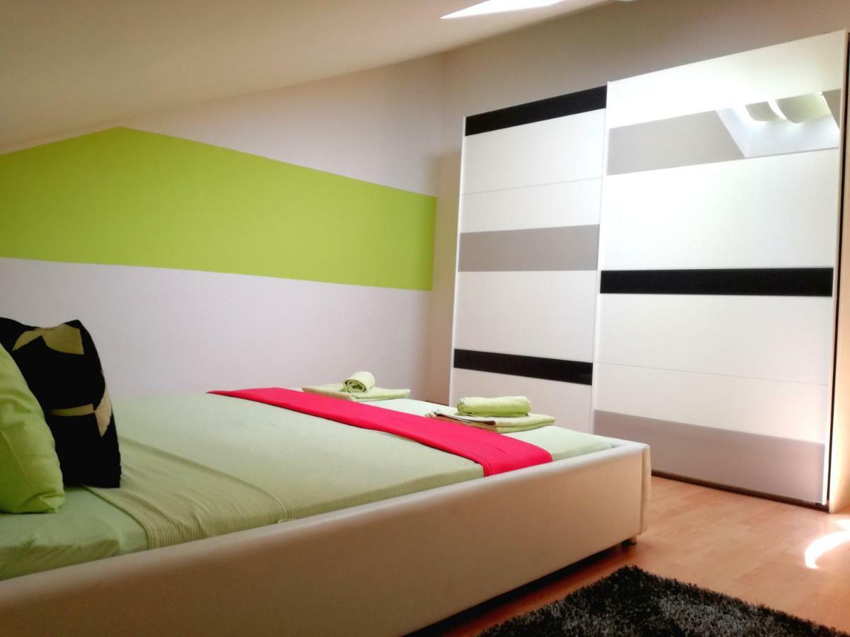 Apartments Suzi Crikvenica Kültér fotó